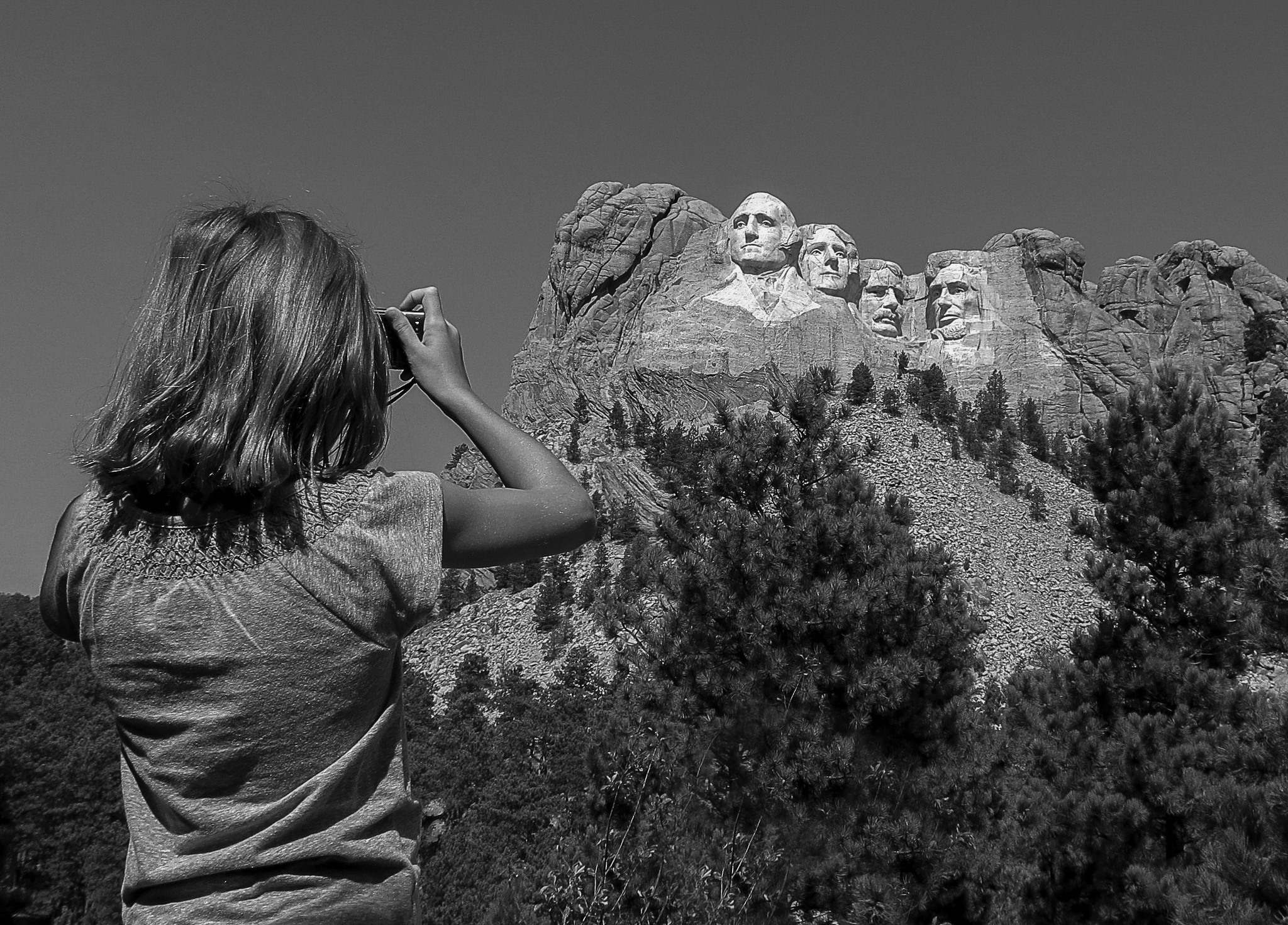 snapping-mount-rushmore-2023-11-27-05-35-19-utc