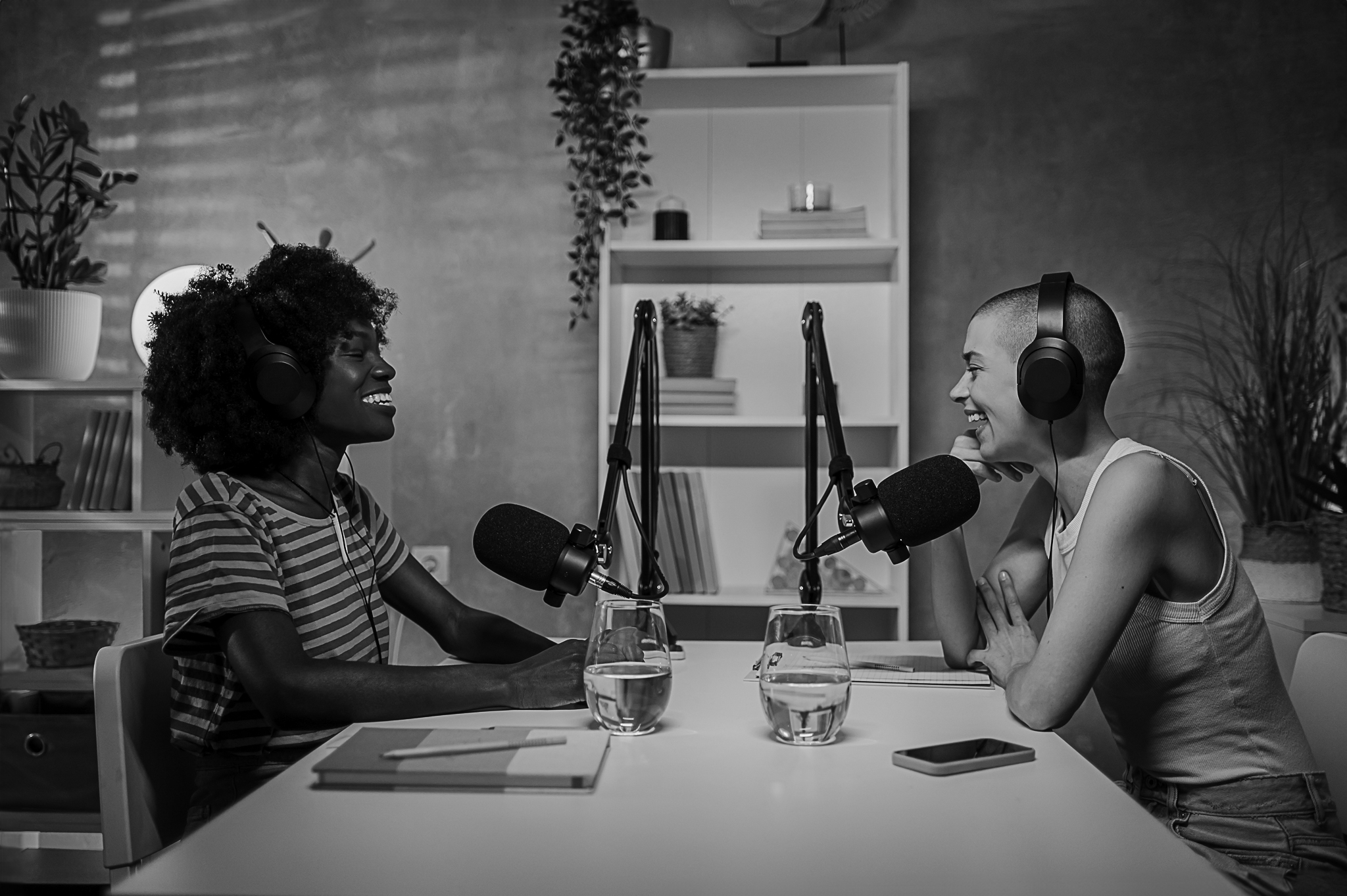 two-content-creators-are-sitting-in-a-home-recordi-2023-11-27-05-30-46-utc